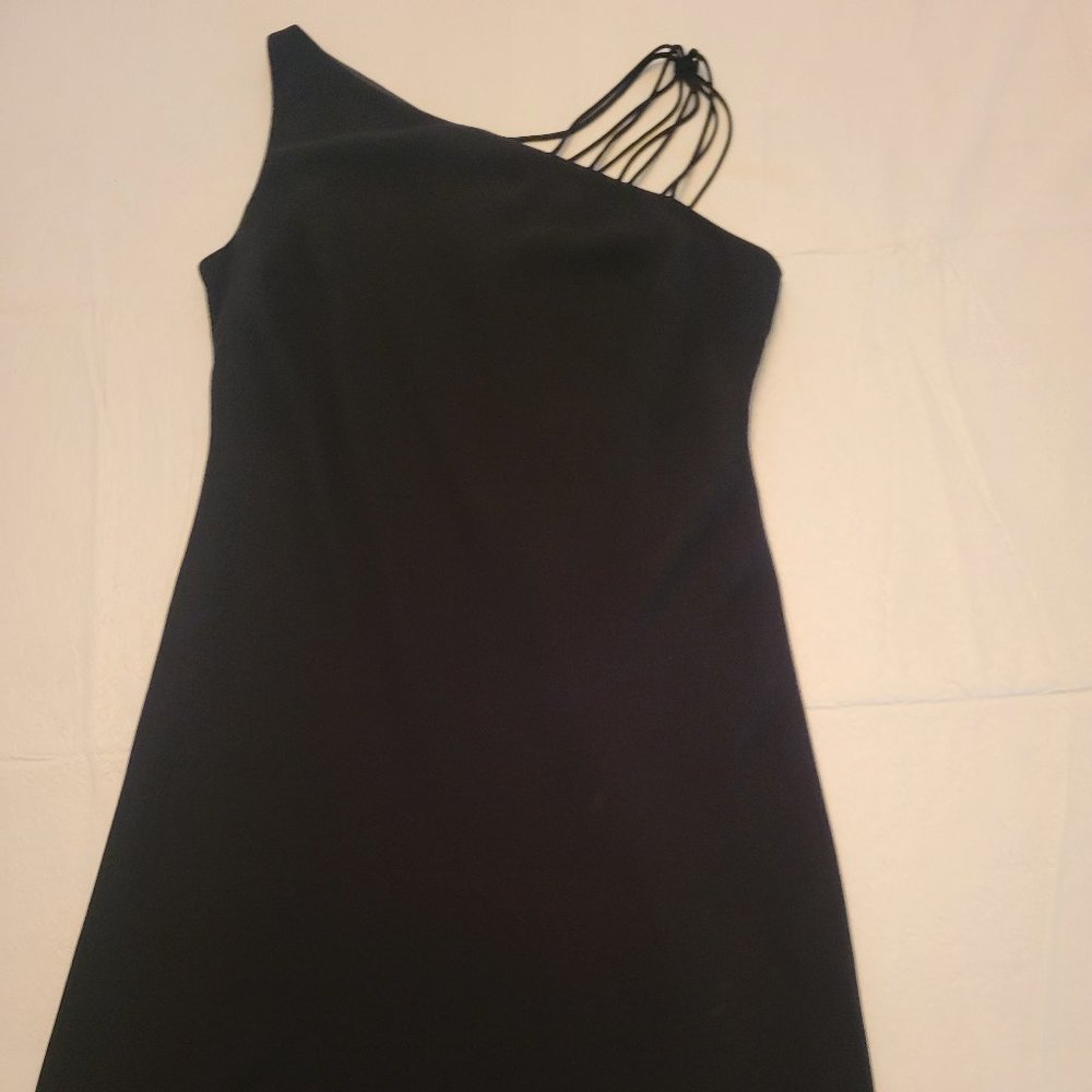 Evan Picone Black Coctail Dress.  Knee Length  Pre-owned. size 16